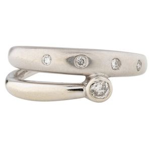 Diamond ring ... ladies unique diamond ring